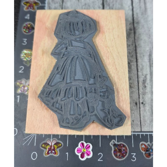 Art Impressions‎ Girl Dress Teddy Bear  T1518 Back Rubber Stamp Wood #P42 - Picture 2 of 3
